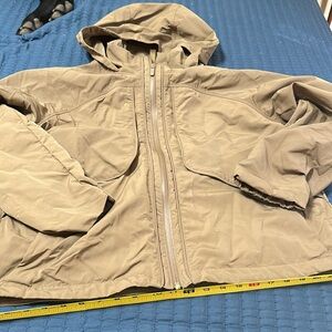 Size 12 lululemon older style always effortless jacket - coyote